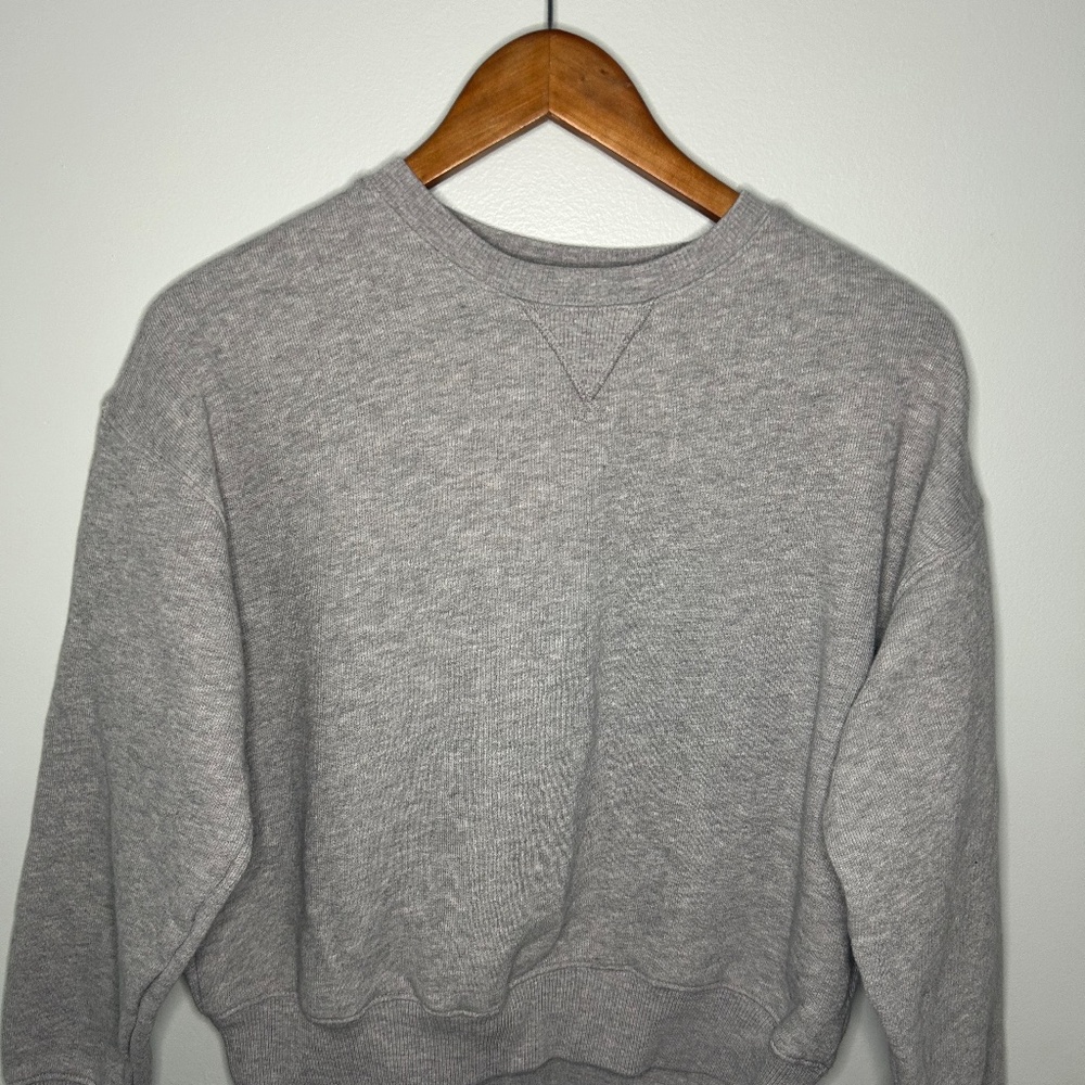 American Eagle crewneck